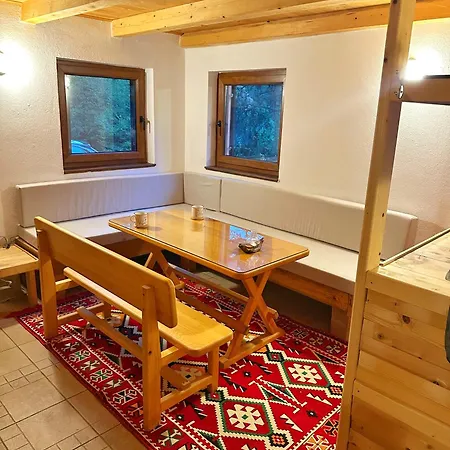 Apartment Planinska Oaza Rujiste